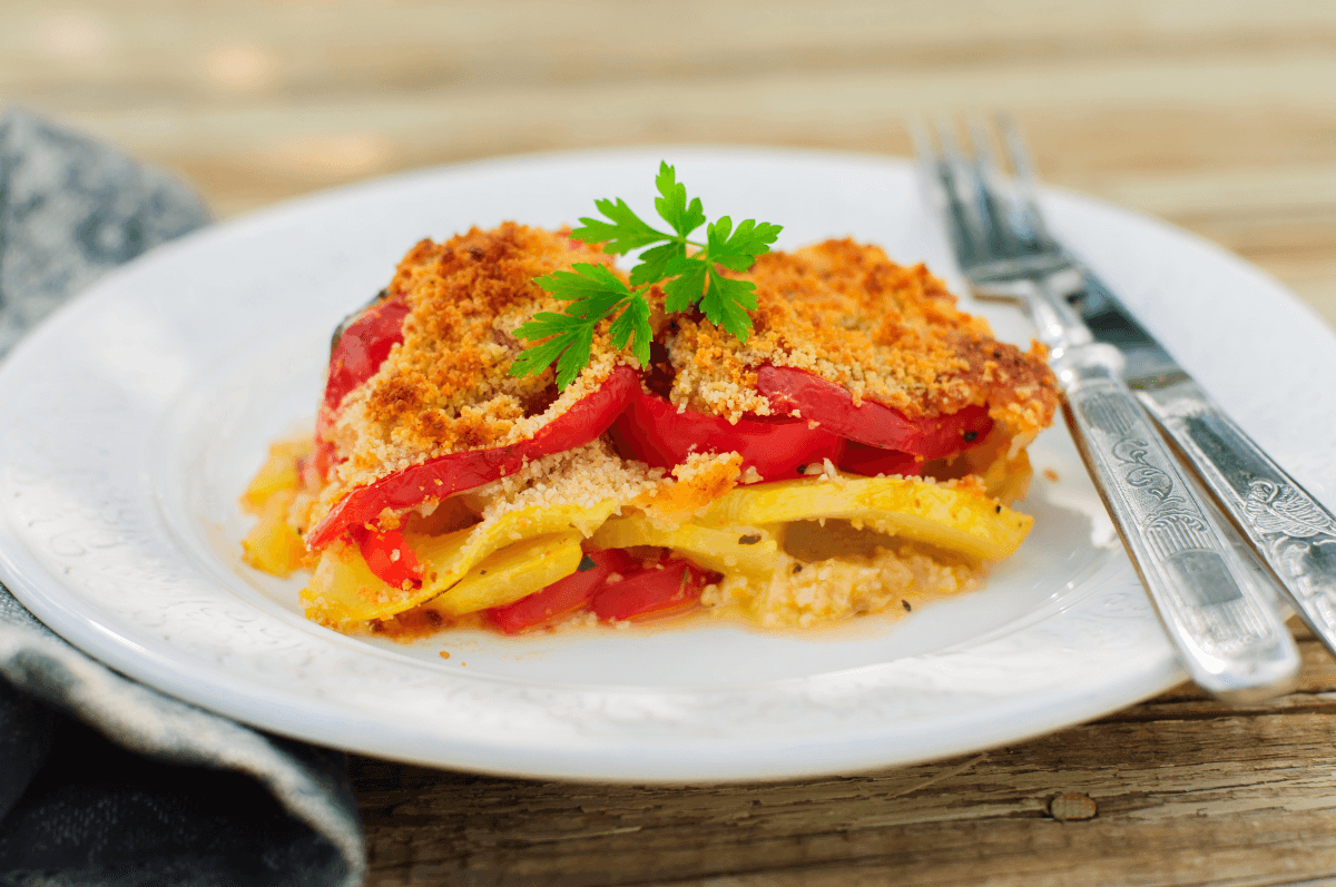 Crumble poivrons oignons tomates