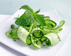 Salade de concombre à la menthe