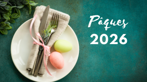 Table de Pâques 2026, avec des oeufs, des couverts dans une belle assiette